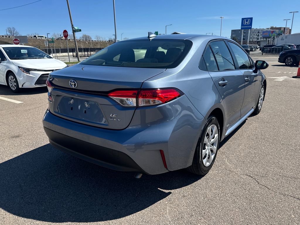 Used 2025 Toyota Corolla LE image 7