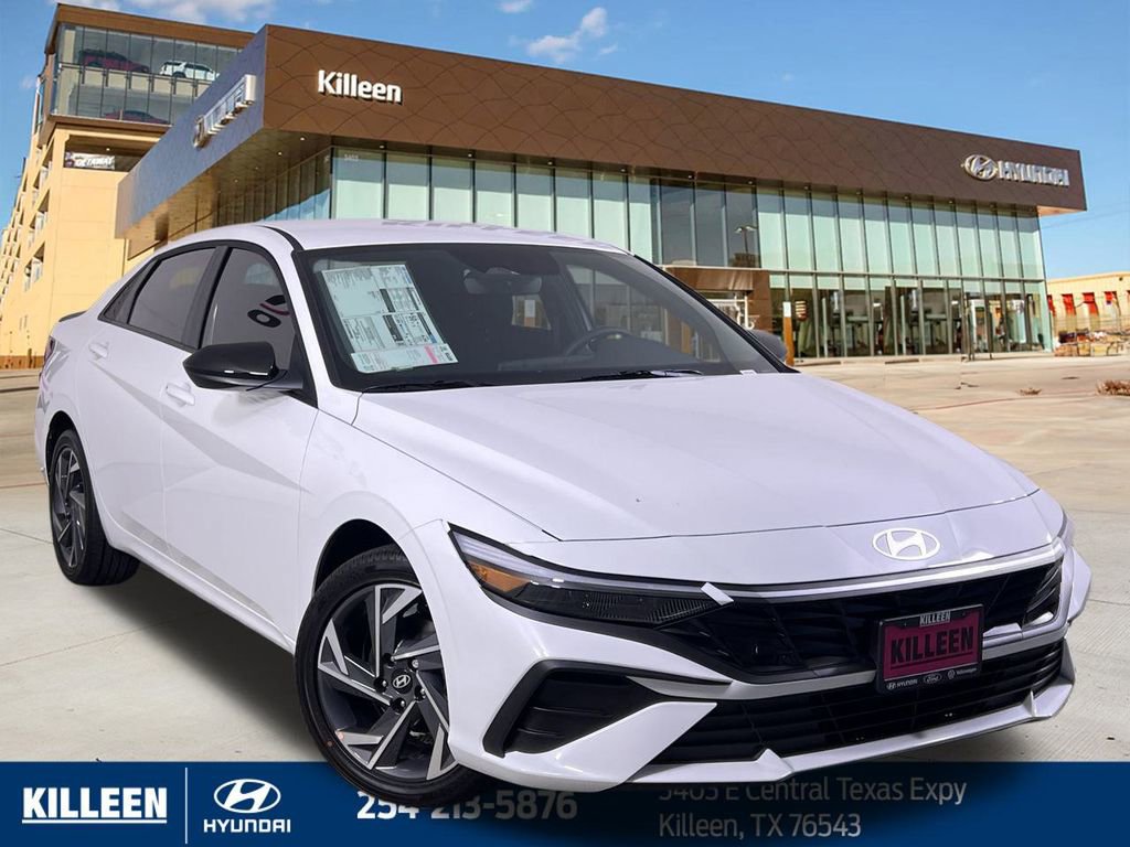 New 2025 Hyundai Elantra SEL
