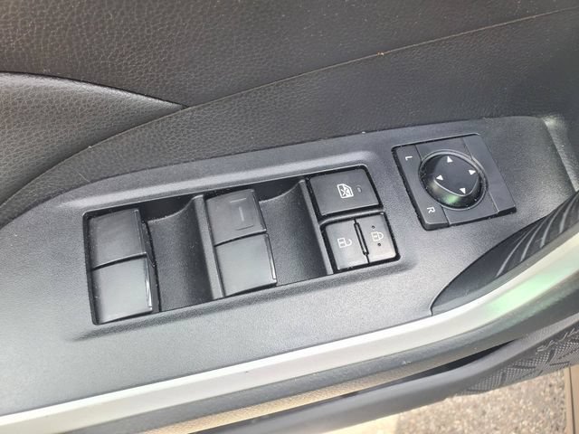Used 2021 Toyota RAV4 LE AWD/4WD image 8