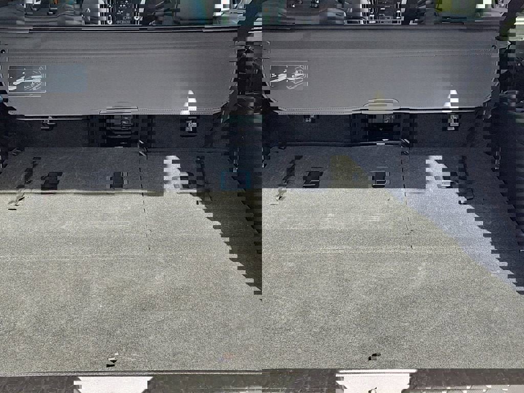 Used 2023 Subaru Ascent Limited w/ Technology Package image 16