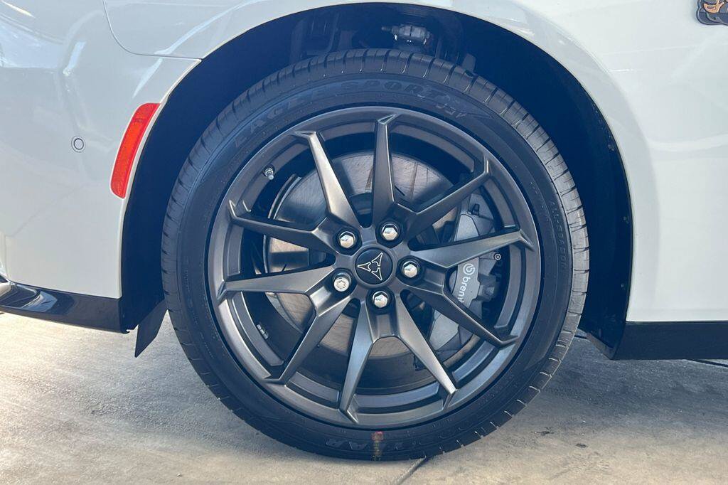 New 2026 Dodge Charger Scat Pack w/ Blacktop Package AWD/4WD image 24