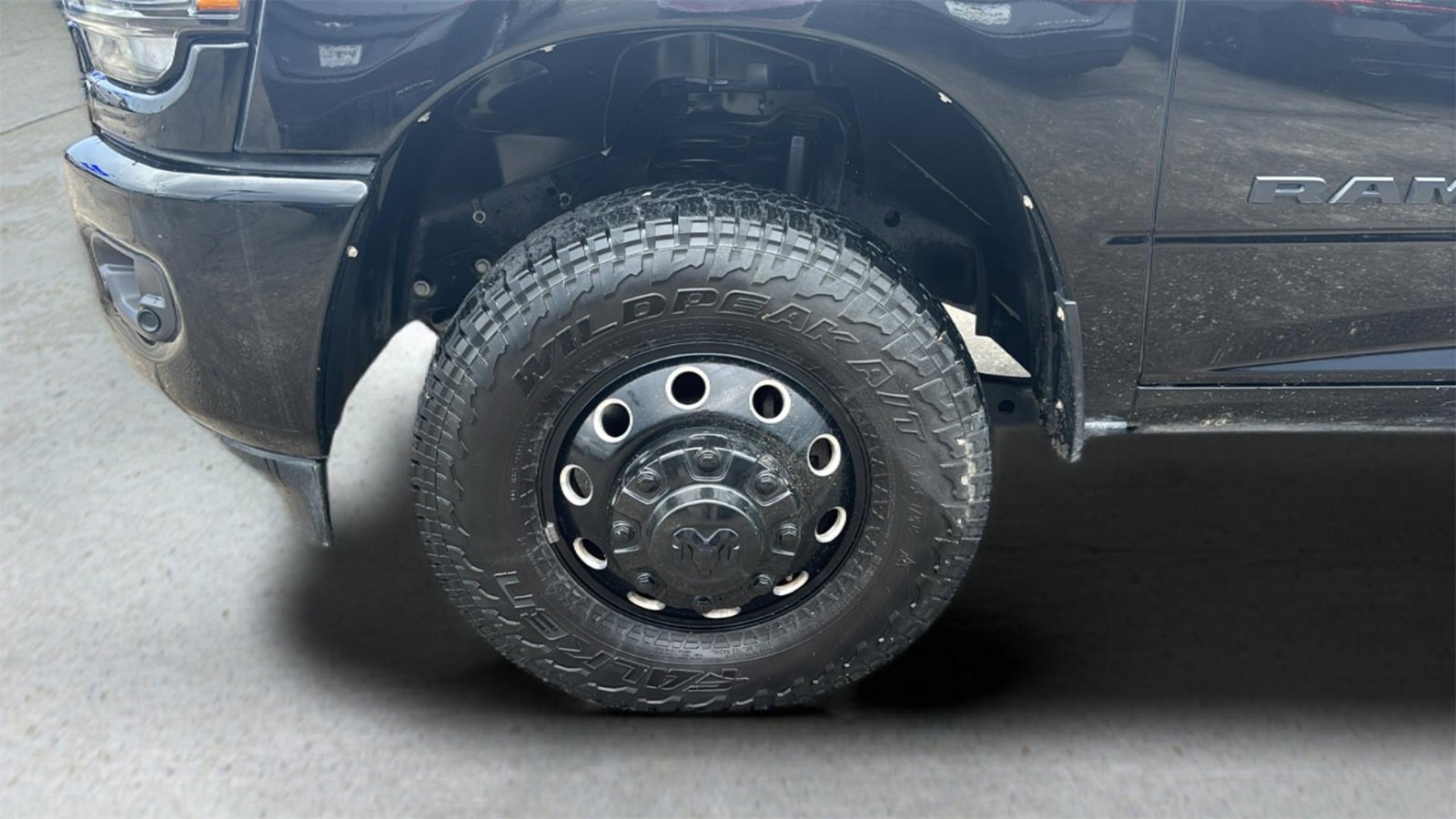 Used 2023 RAM 3500 Big Horn w/ Night Edition image 24