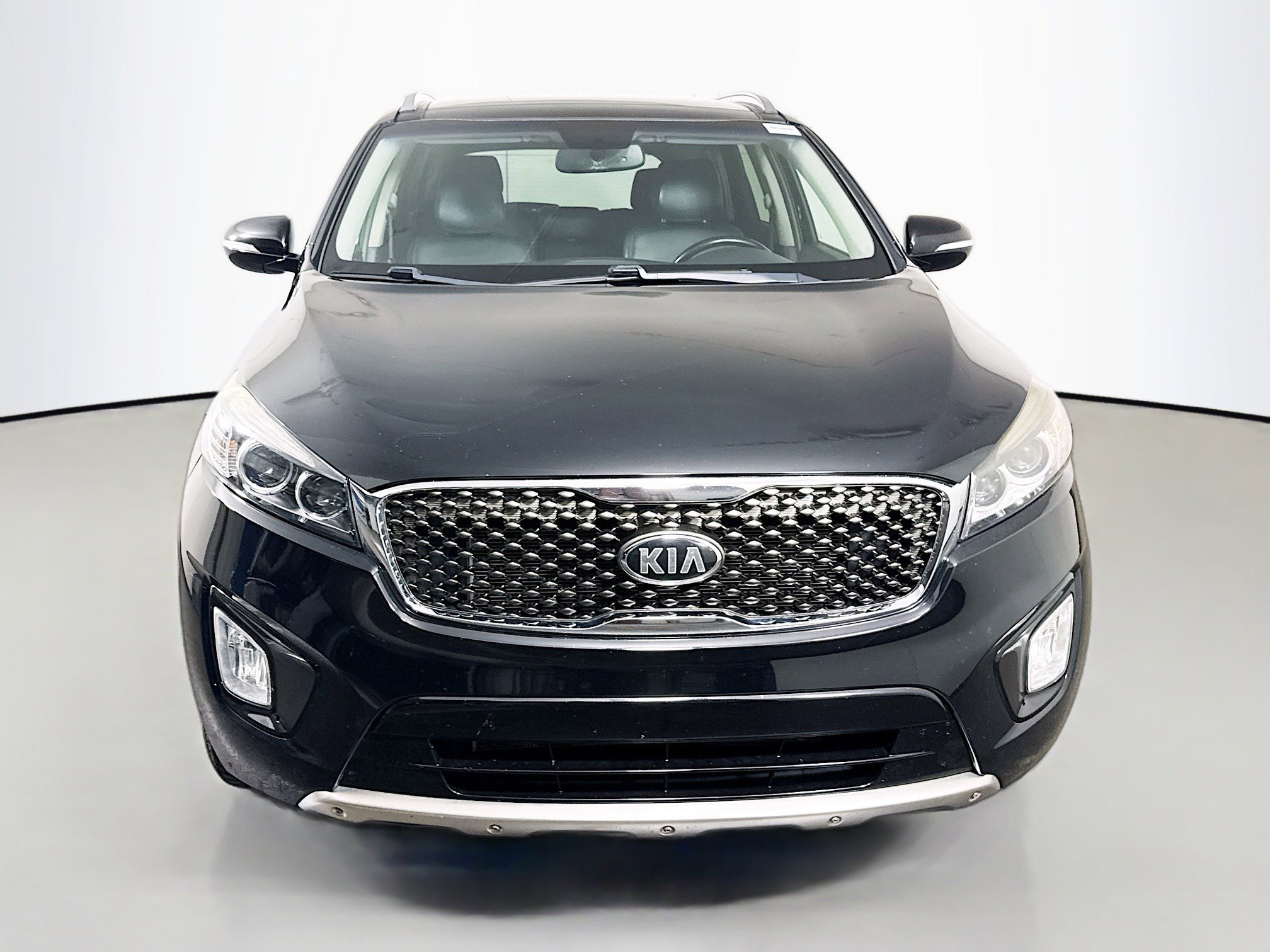 Used 2016 Kia Sorento SX image 2