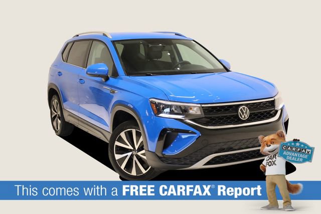 Used 2022 Volkswagen Taos SE image 2