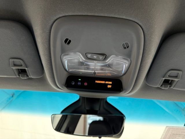Used 2020 Chevrolet Bolt Premier w/ Infotainment Package FWD image 37