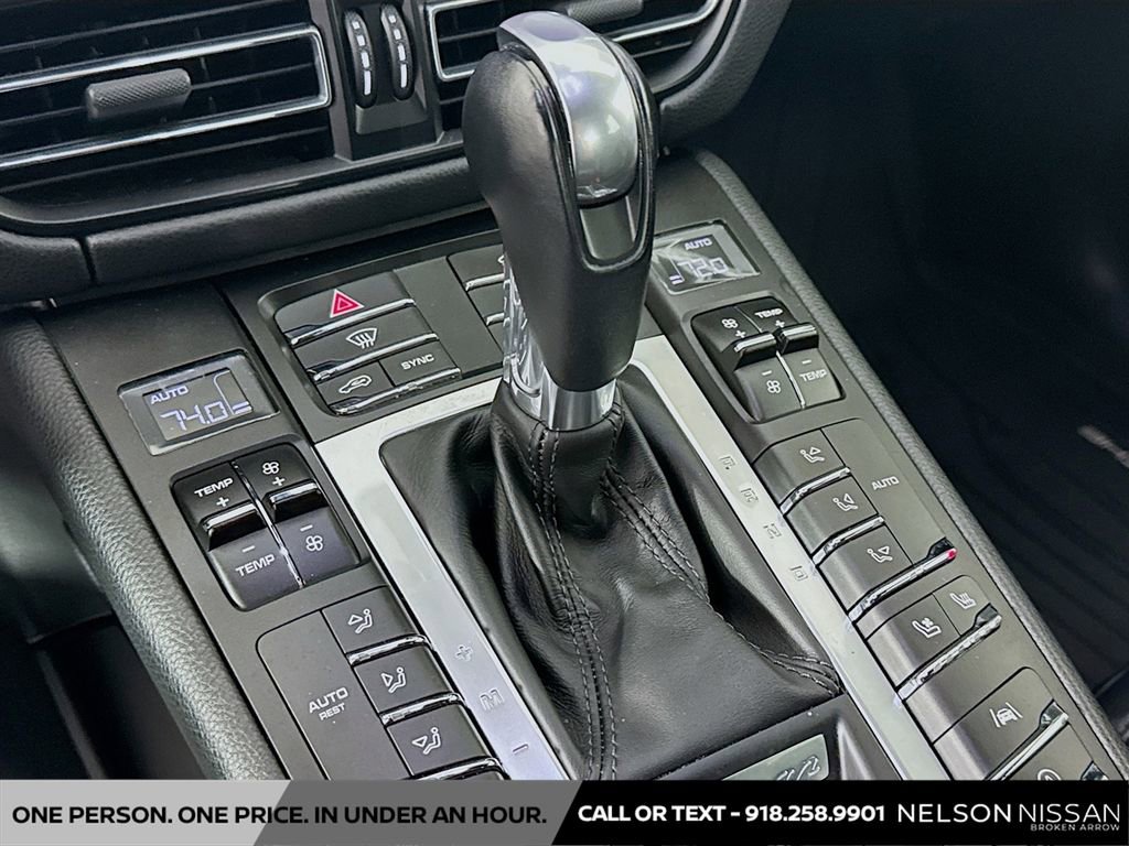 Used 2020 Porsche Macan image 17