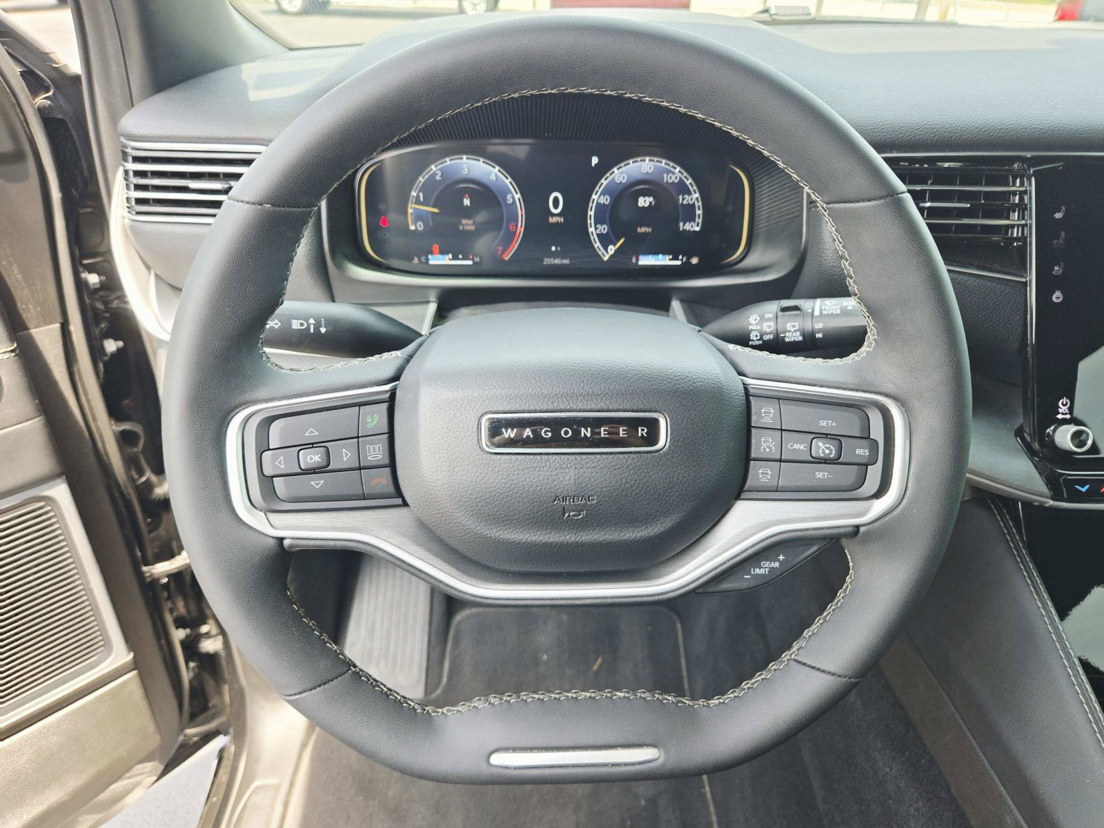 Used 2025 Jeep Wagoneer 4WD w/ Convenience Group I image 26