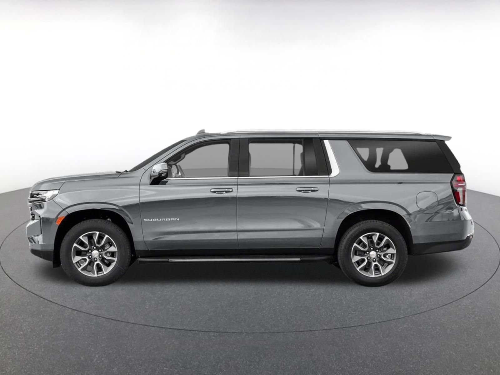 Used 2024 Chevrolet Suburban LT AWD/4WD image 6