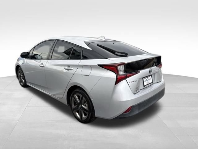 Used 2021 Toyota Prius XLE image 11