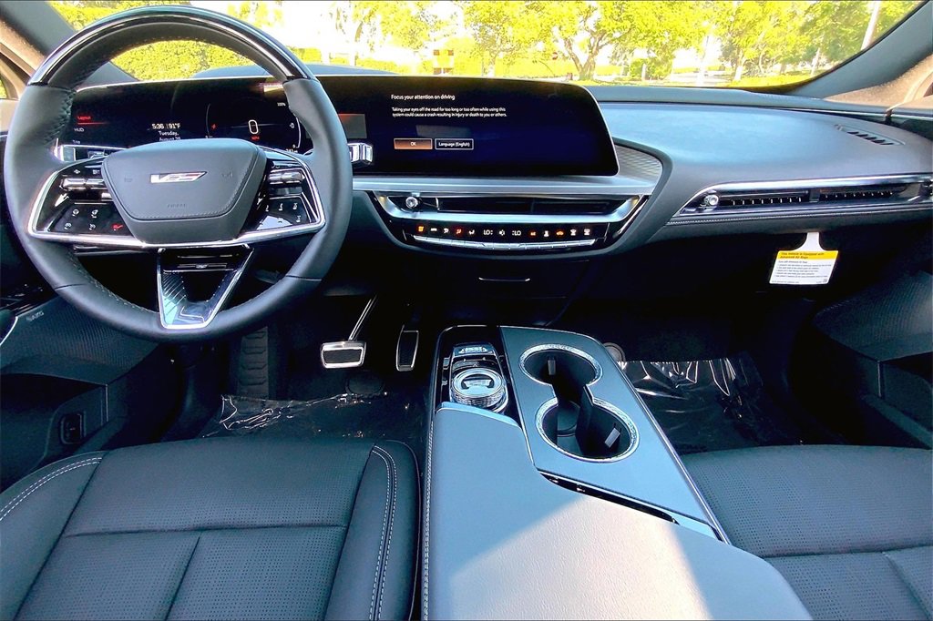 New 2026 Cadillac Lyriq V image 7