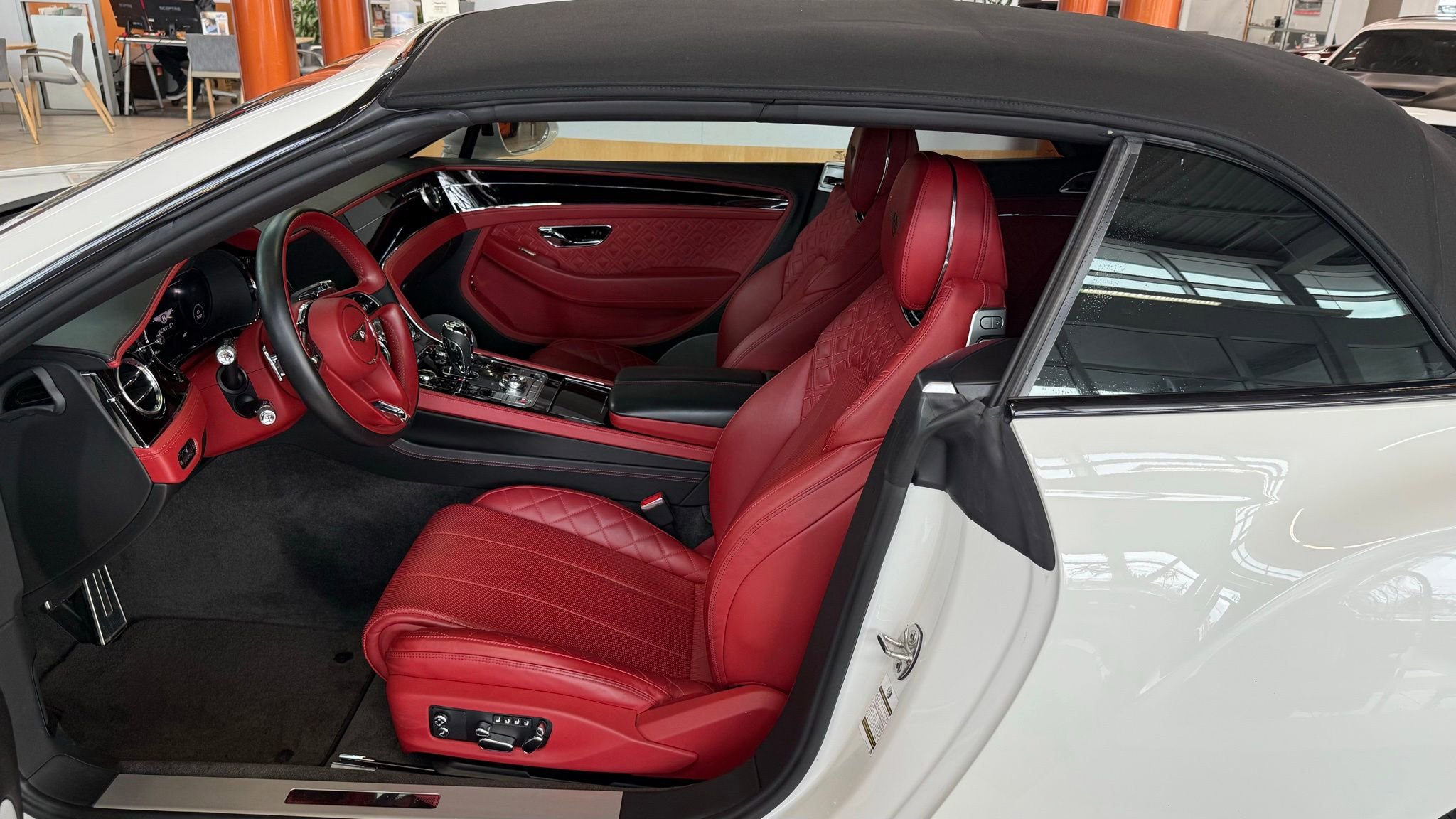 Used 2020 Bentley Continental GT image 52