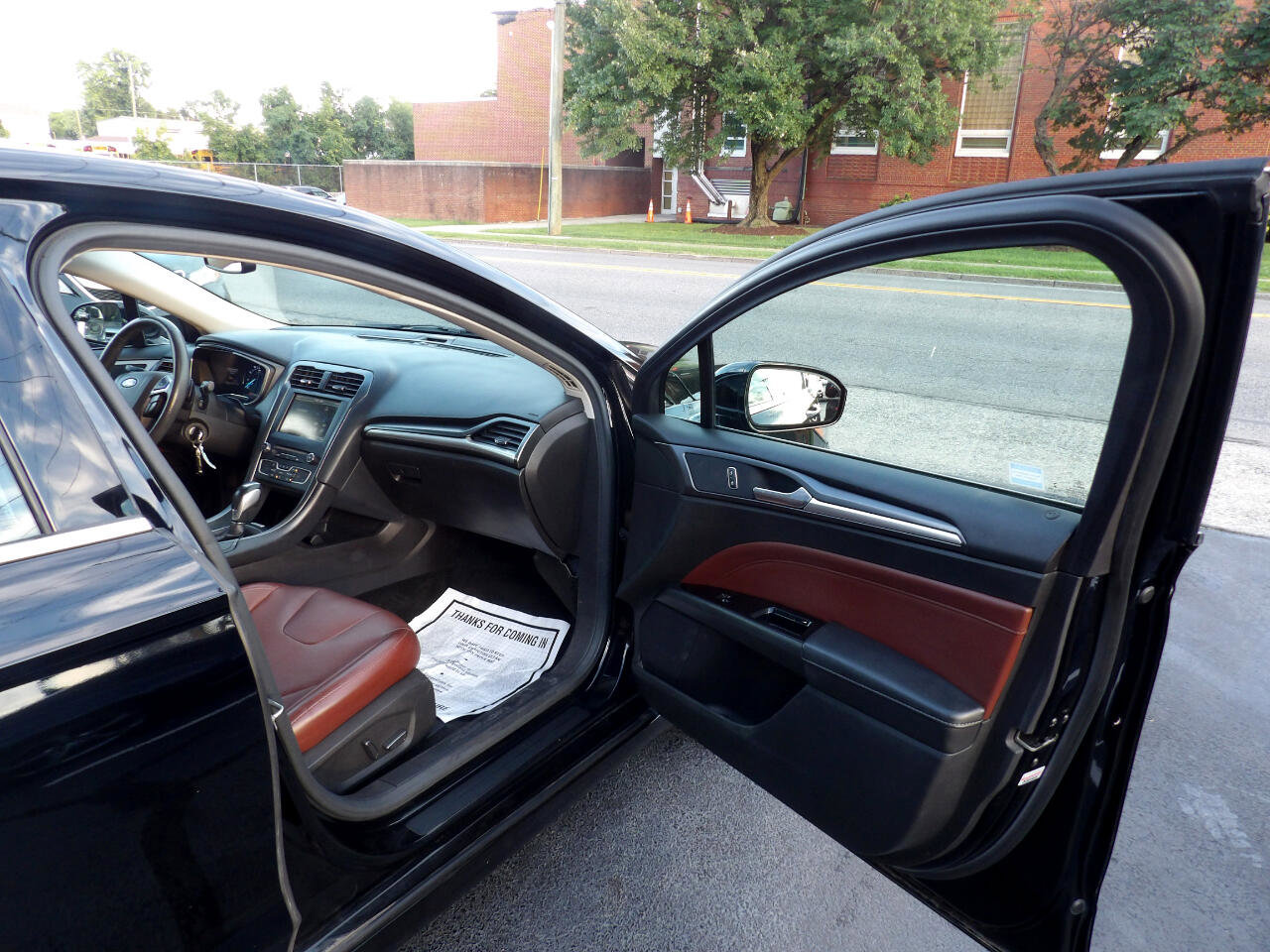 Used 2016 Ford Fusion SE w/ Equipment Group 202A image 19