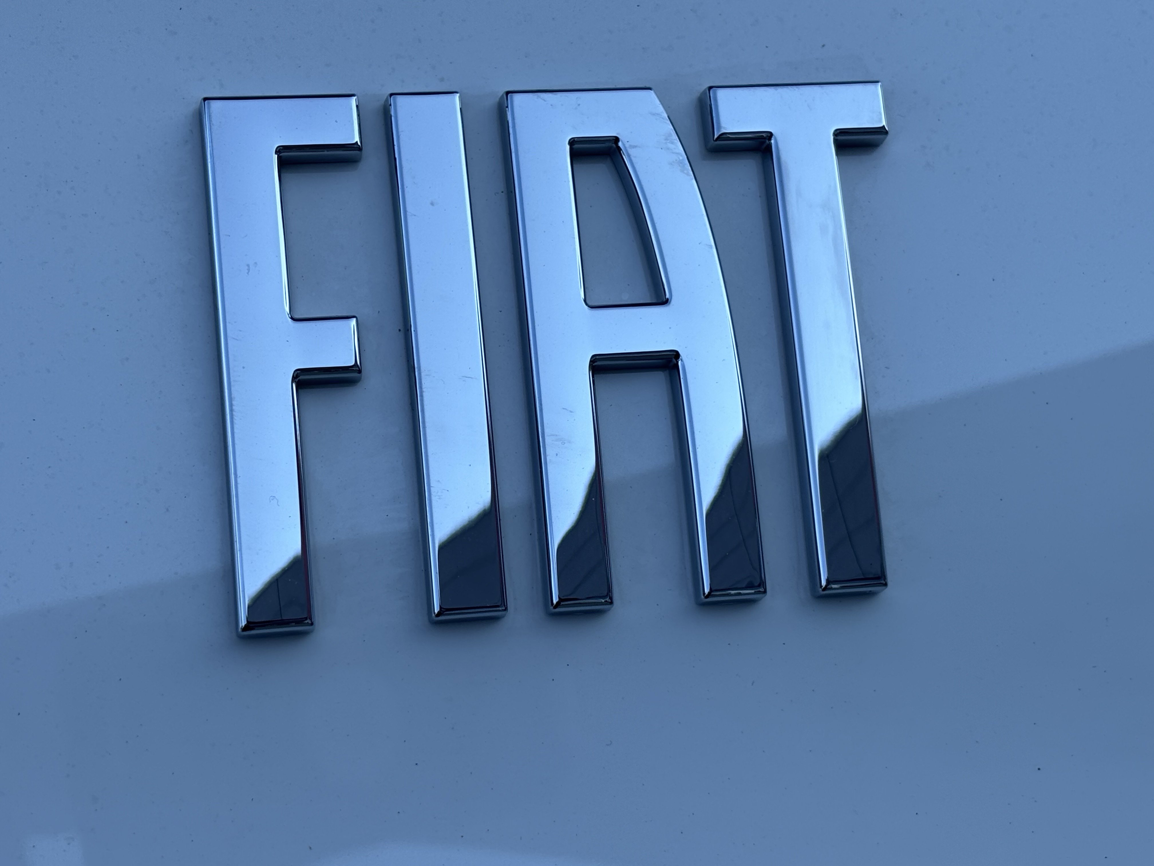 New 2026 FIAT 500 e w/ Comfort Group FWD image 12