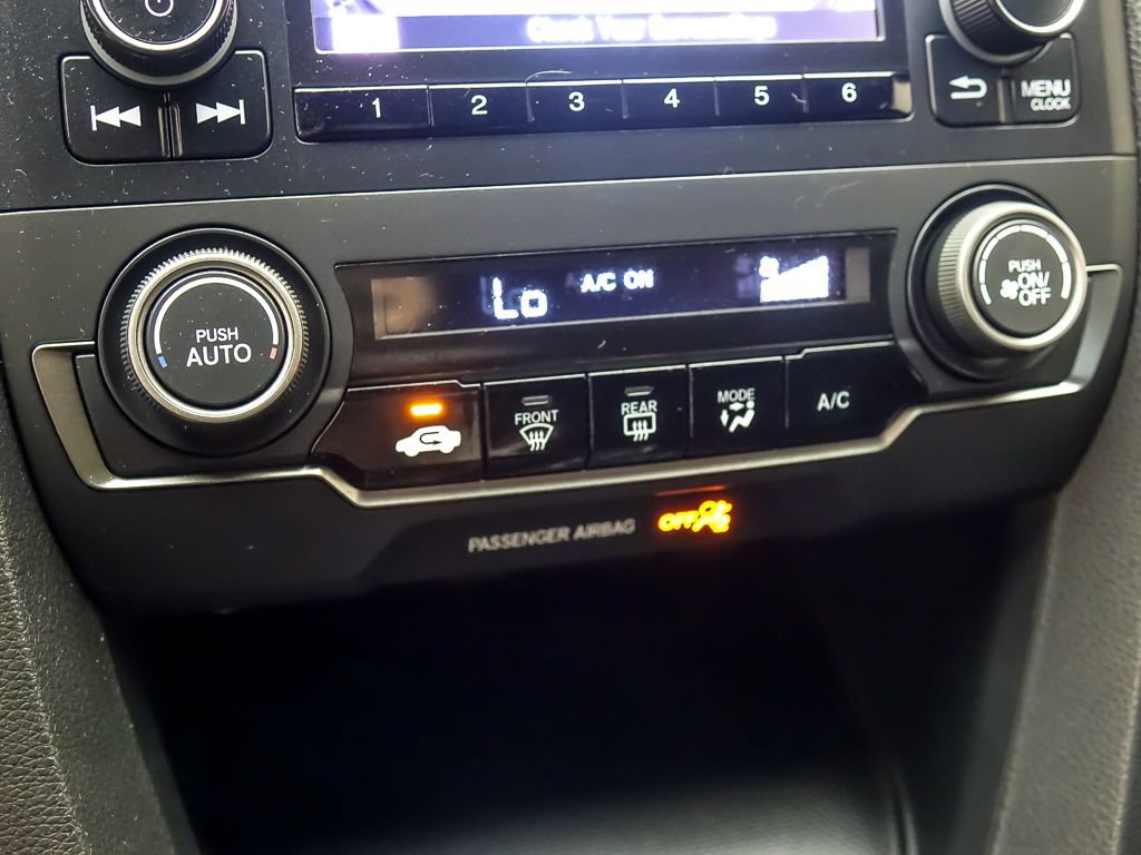 Used 2018 Honda Civic Sport image 15