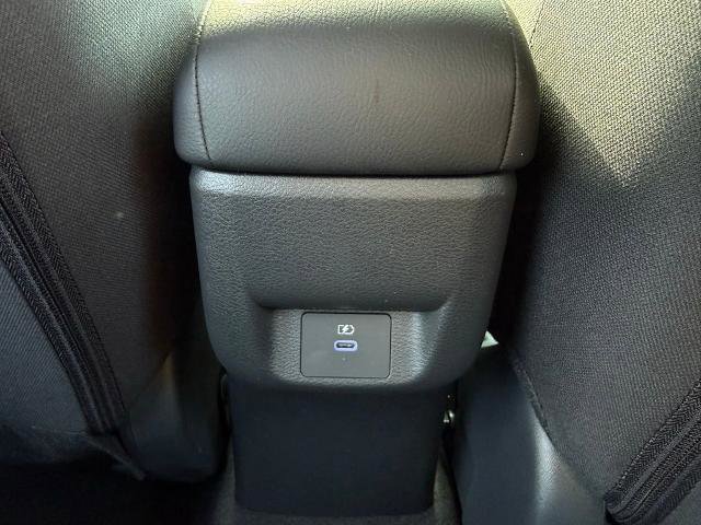 New 2025 Nissan Versa SR w/ Trunk Package image 12