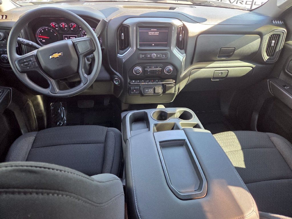 Used 2024 Chevrolet Silverado 2500 Custom w/ Custom Value Package AWD/4WD image 10