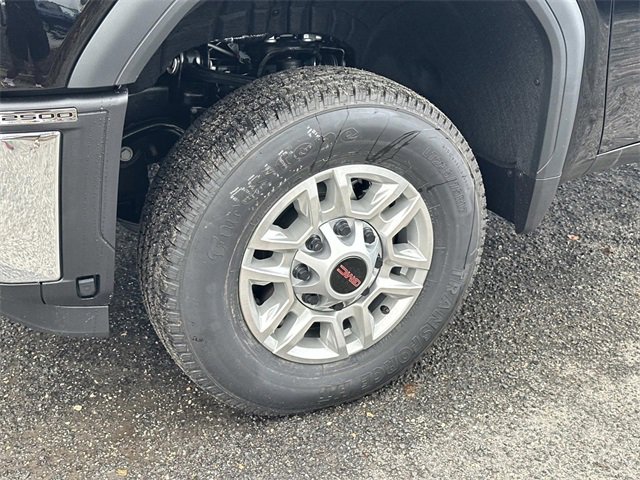 New 2025 GMC Sierra 2500 SLE w/ SLE Value Package; image 7