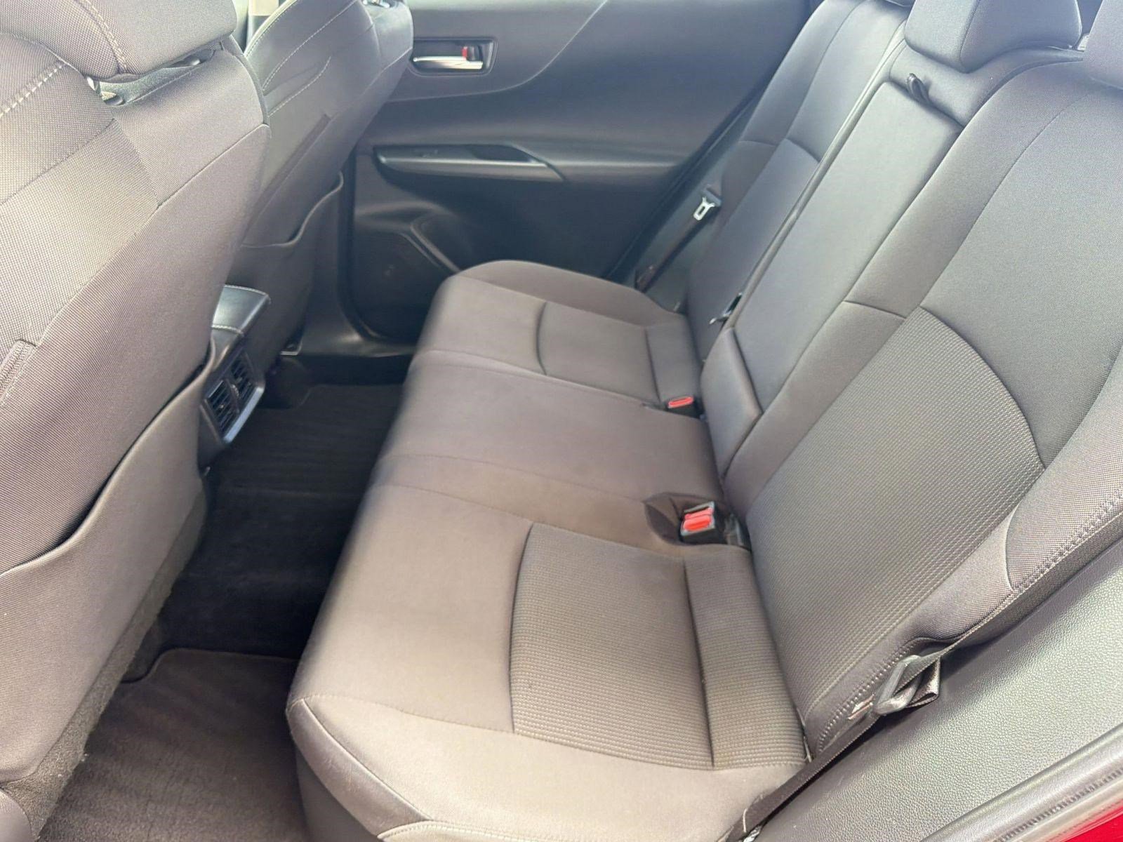 Used 2022 Toyota Venza LE AWD/4WD image 14
