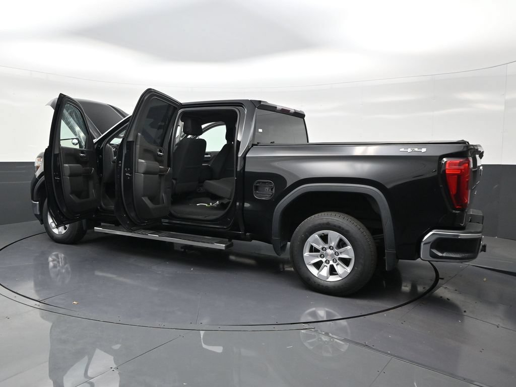 Used 2022 GMC Sierra 1500 SLE w/ Driver Alert Package I AWD/4WD image 32