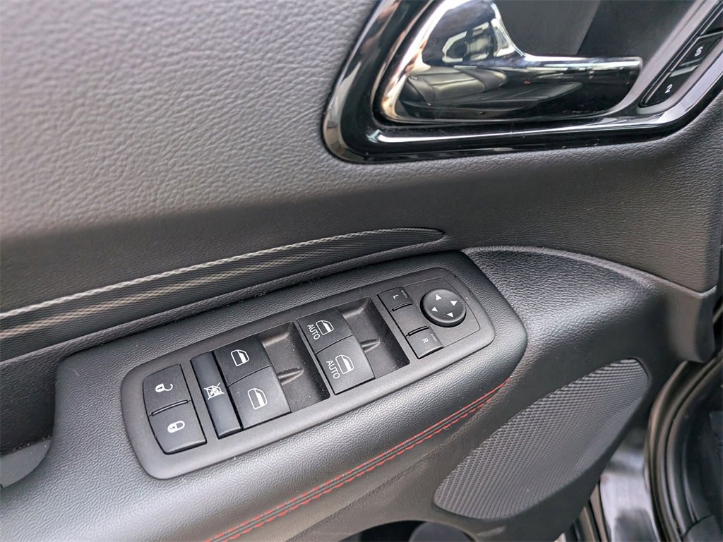 Used 2025 Dodge Durango GT image 14