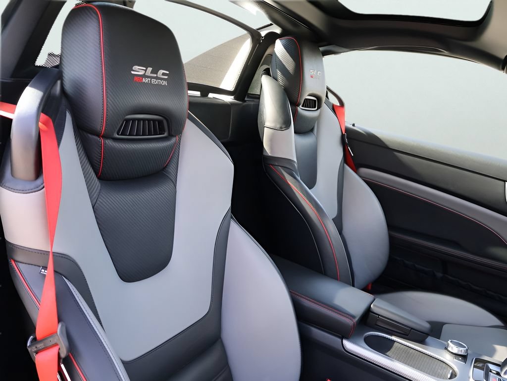 Used 2019 Mercedes-Benz SLC 43 AMG image 16