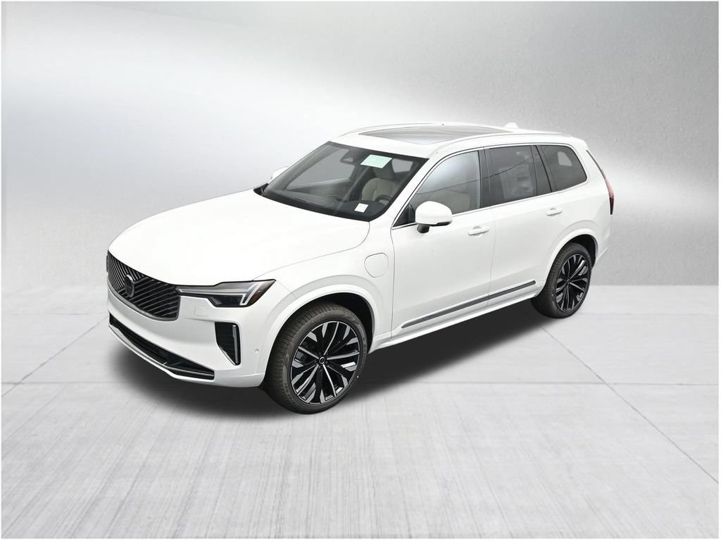 New 2026 Volvo XC90 T8 Plus w/ Protection Package Premier AWD/4WD image 13