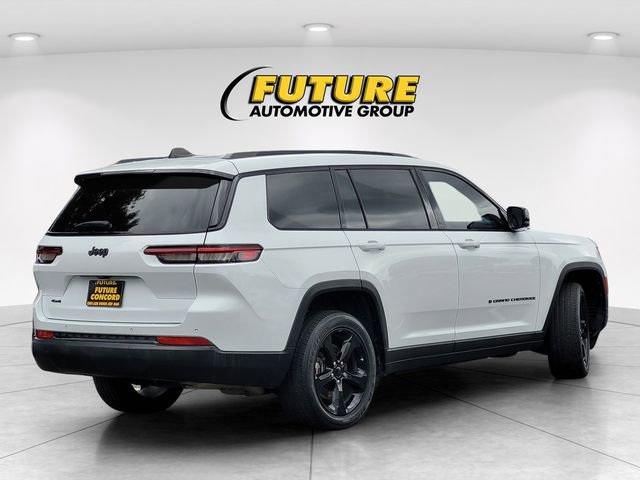 Used 2023 Jeep Grand Cherokee L Laredo AWD/4WD image 7