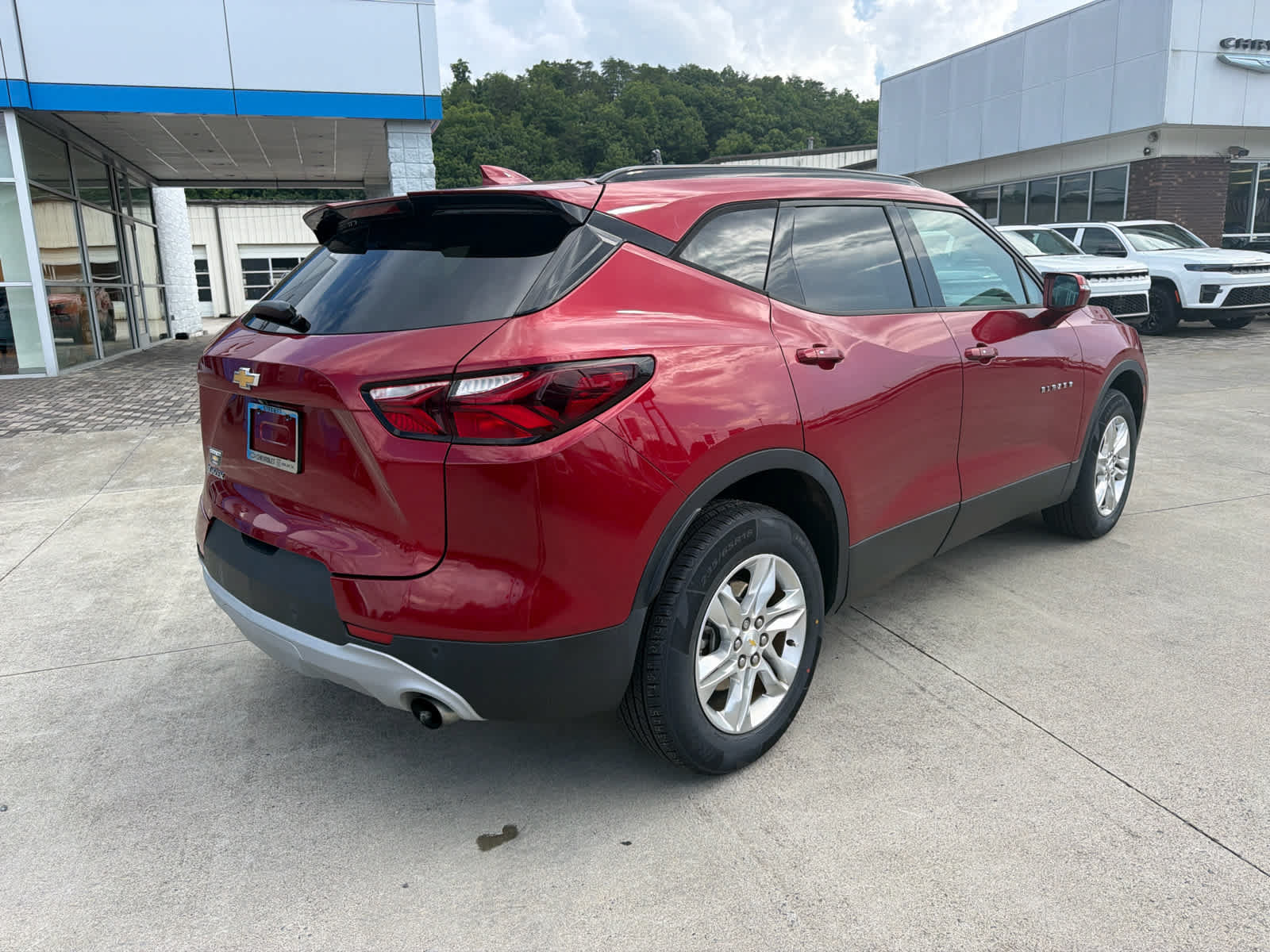 Used 2019 Chevrolet Blazer LT FWD image 6