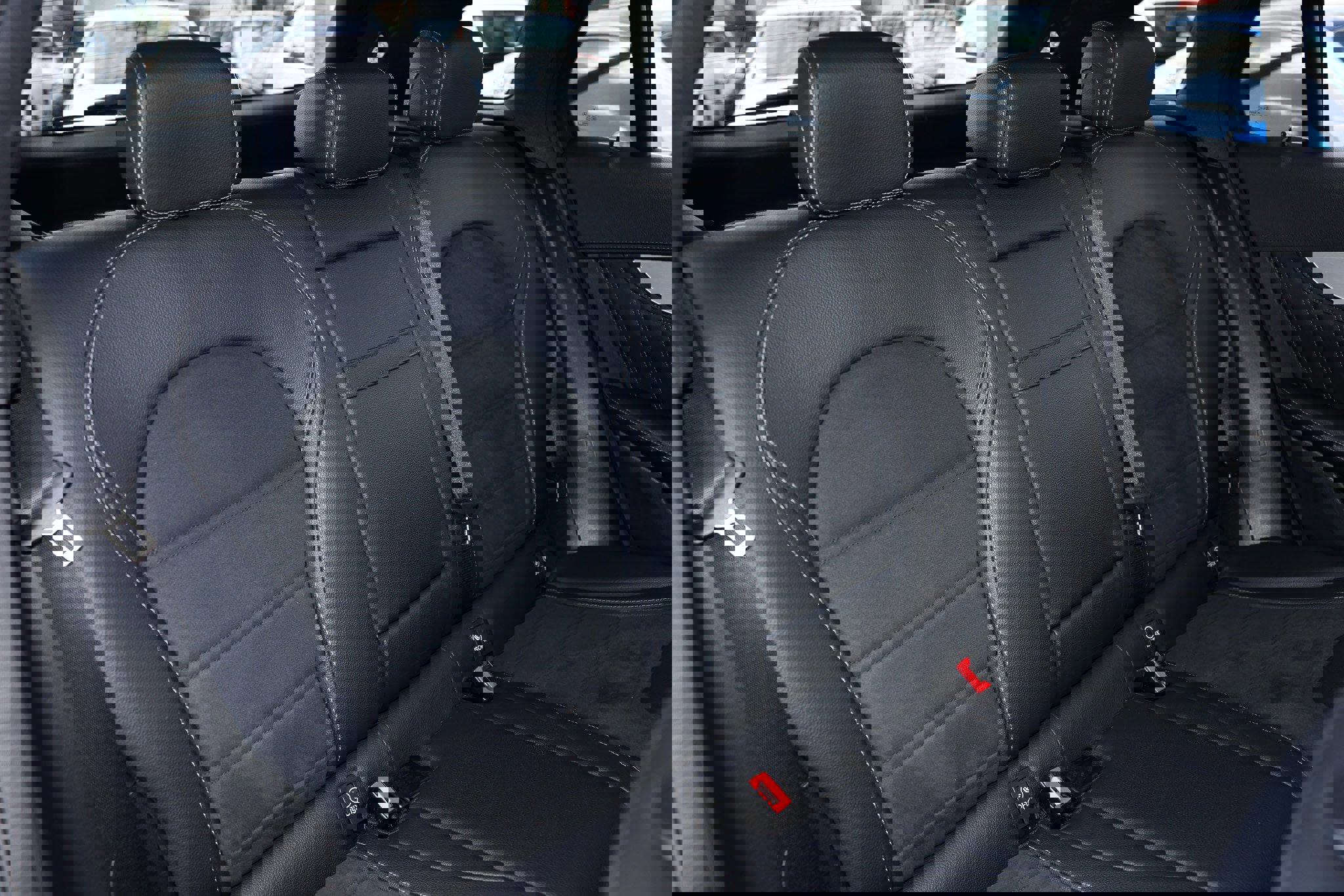 Used 2020 Mercedes-Benz GLC 63 AMG 4MATIC image 17