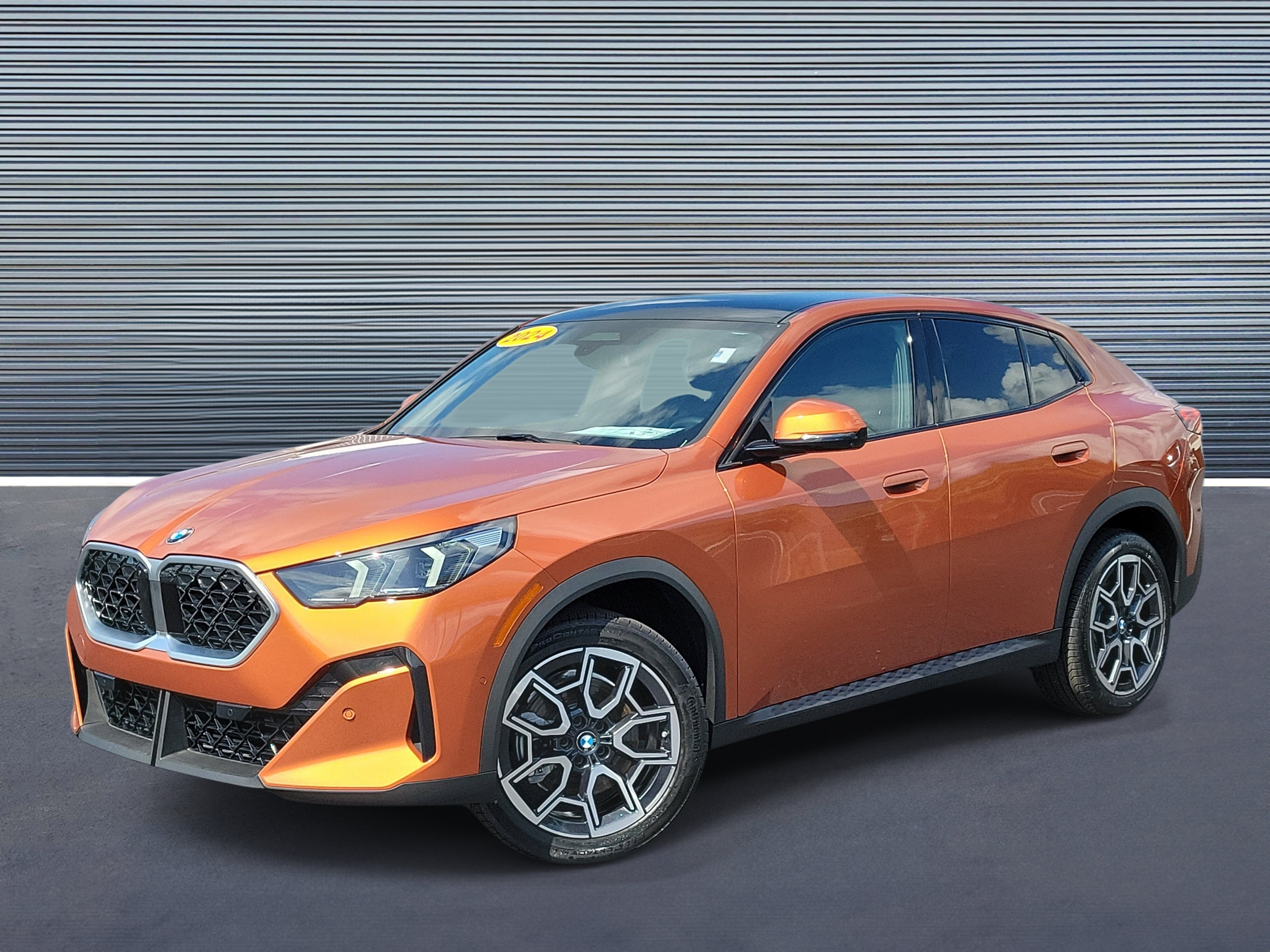 Used 2024 BMW X2 xDrive28i AWD/4WD image 1