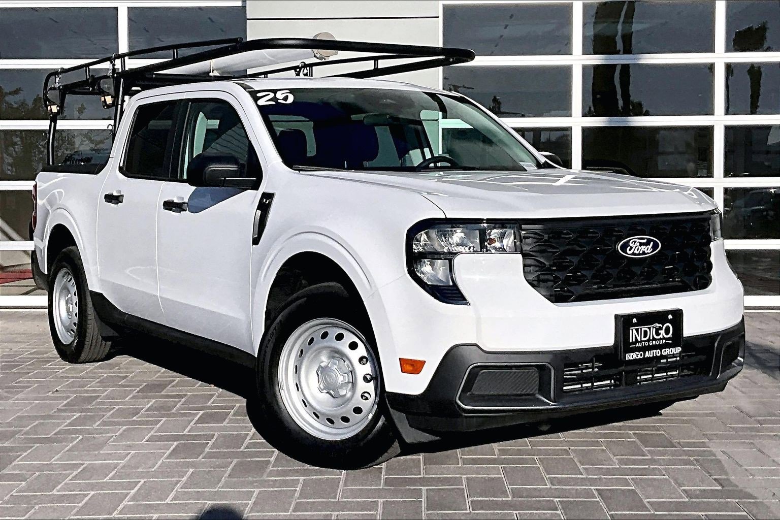 Used 2025 Ford Maverick XLT w/ Equipment Group 302A image 3