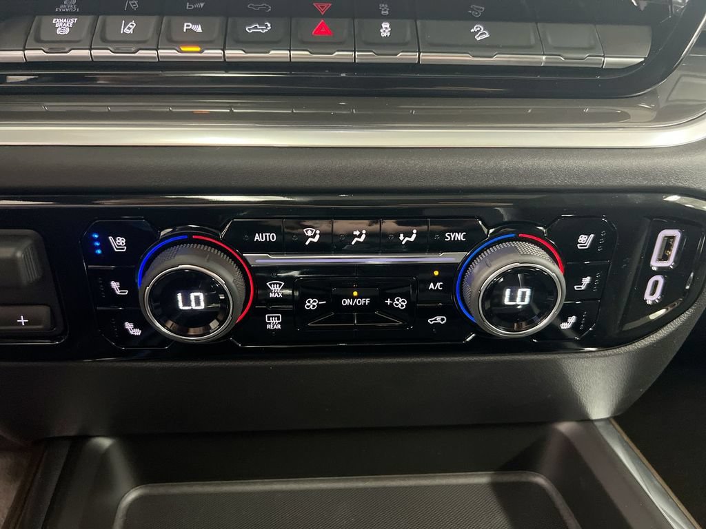 New 2026 Chevrolet Silverado 2500 High Country w/ Midnight Edition AWD/4WD image 17