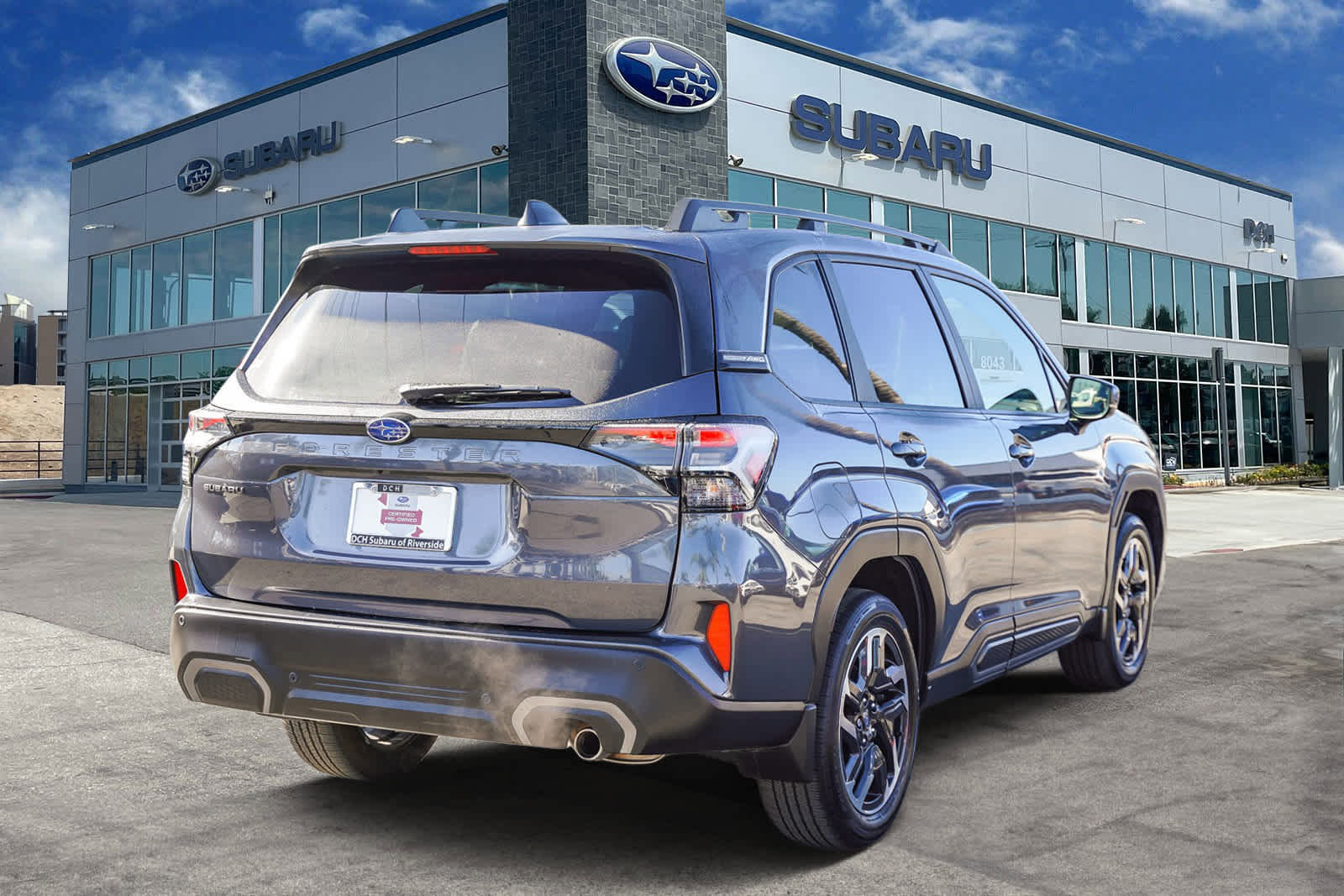 Certified 2025 Subaru Forester Limited image 4