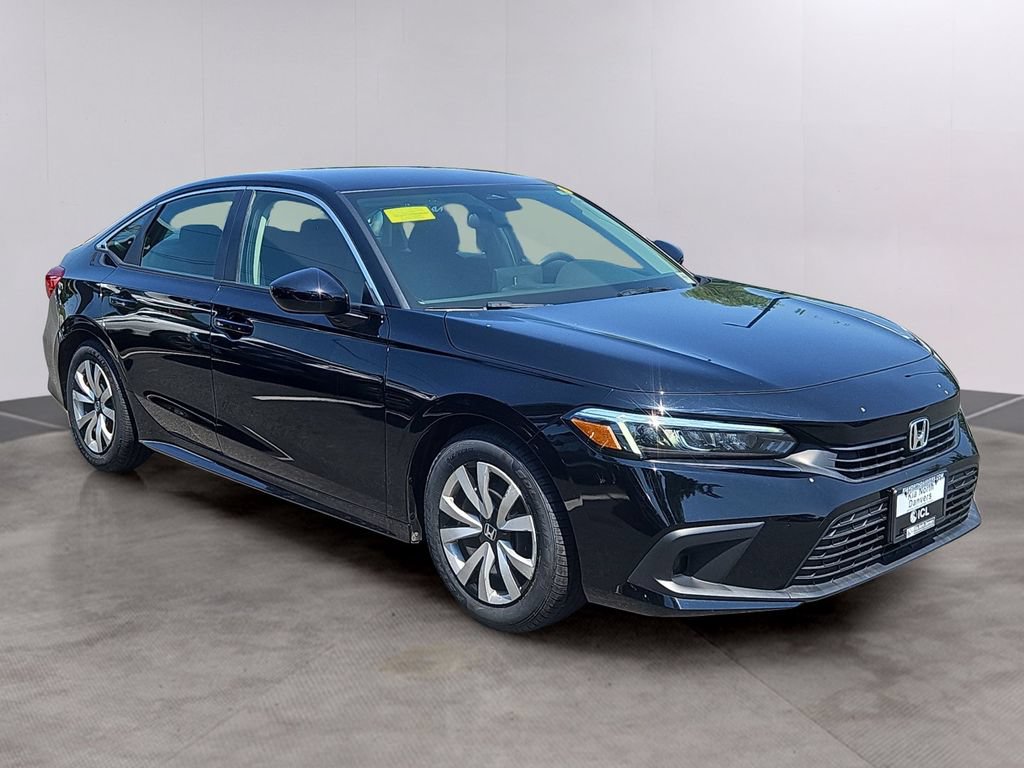 Used 2023 Honda Civic LX image 3