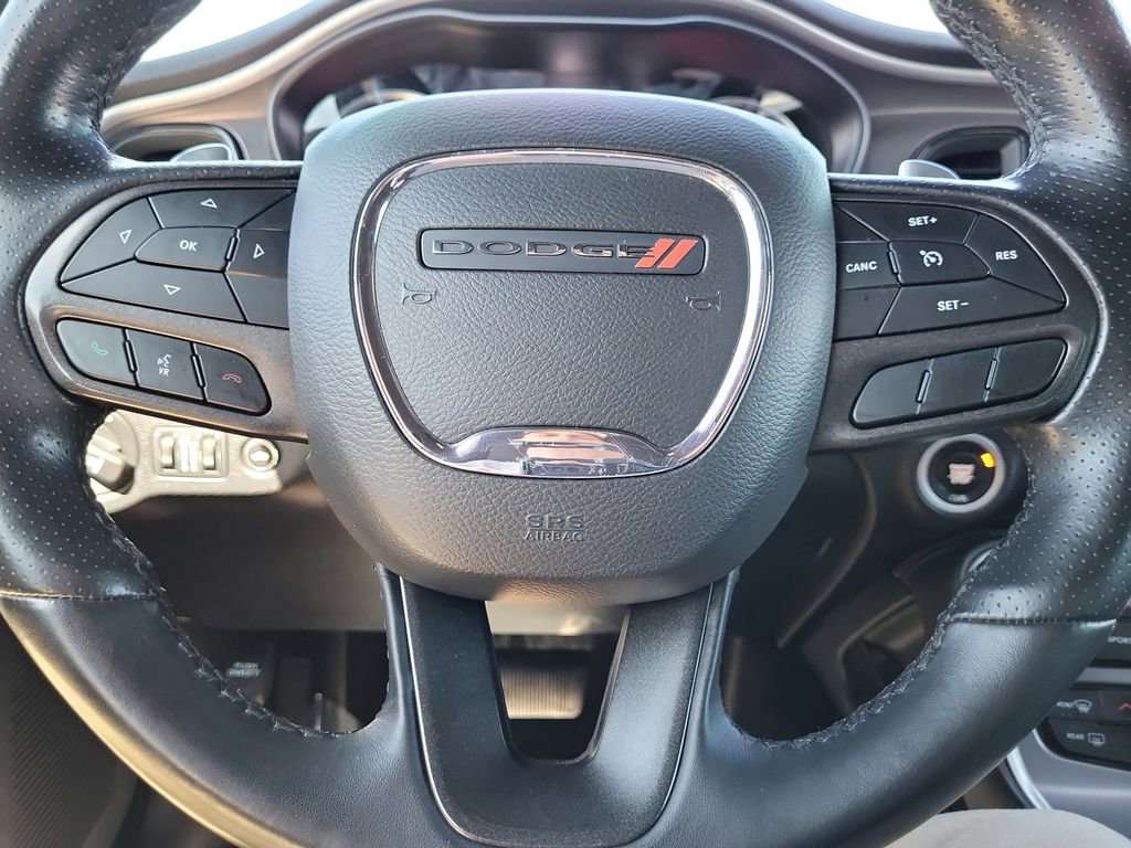 Used 2022 Dodge Challenger GT RWD image 17