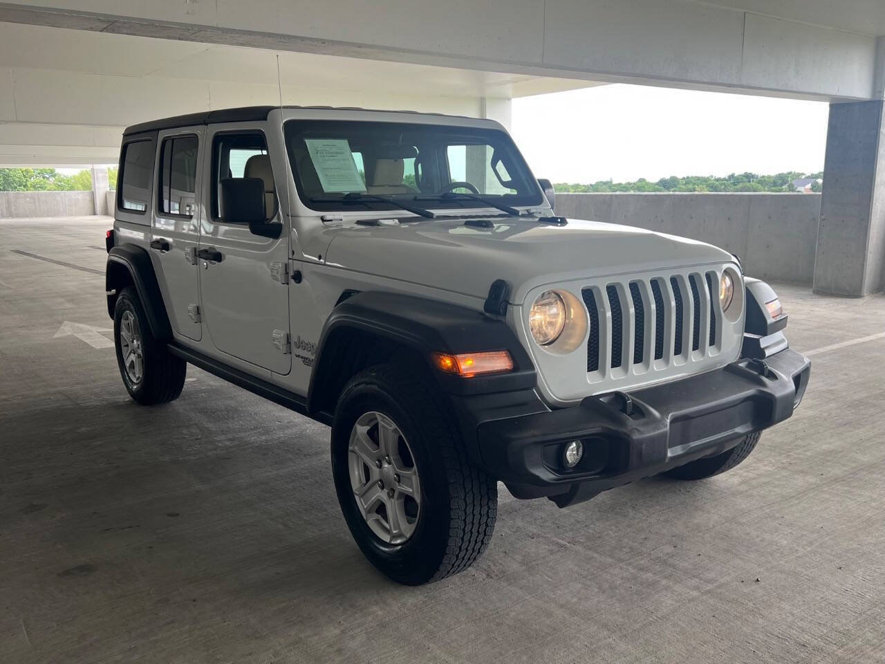 Used 2018 Jeep Wrangler Unlimited Sport S AWD/4WD image 11