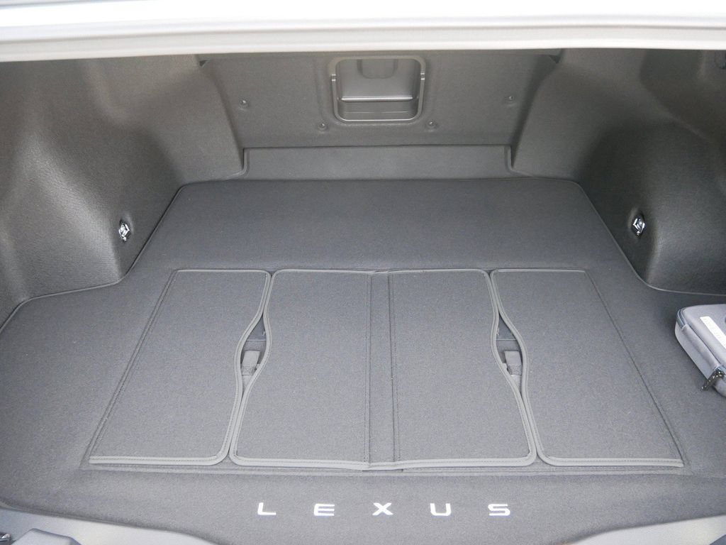 New 2026 Lexus ES 500e w/ Convenience Package AWD/4WD image 12