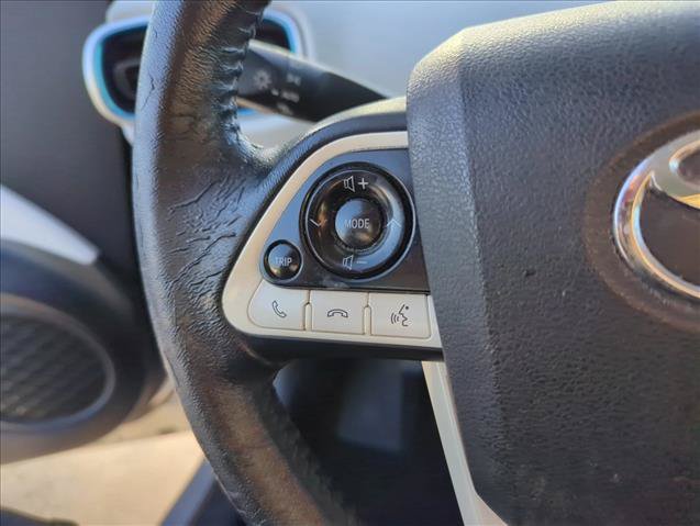 Used 2017 Toyota Prius Three FWD image 16