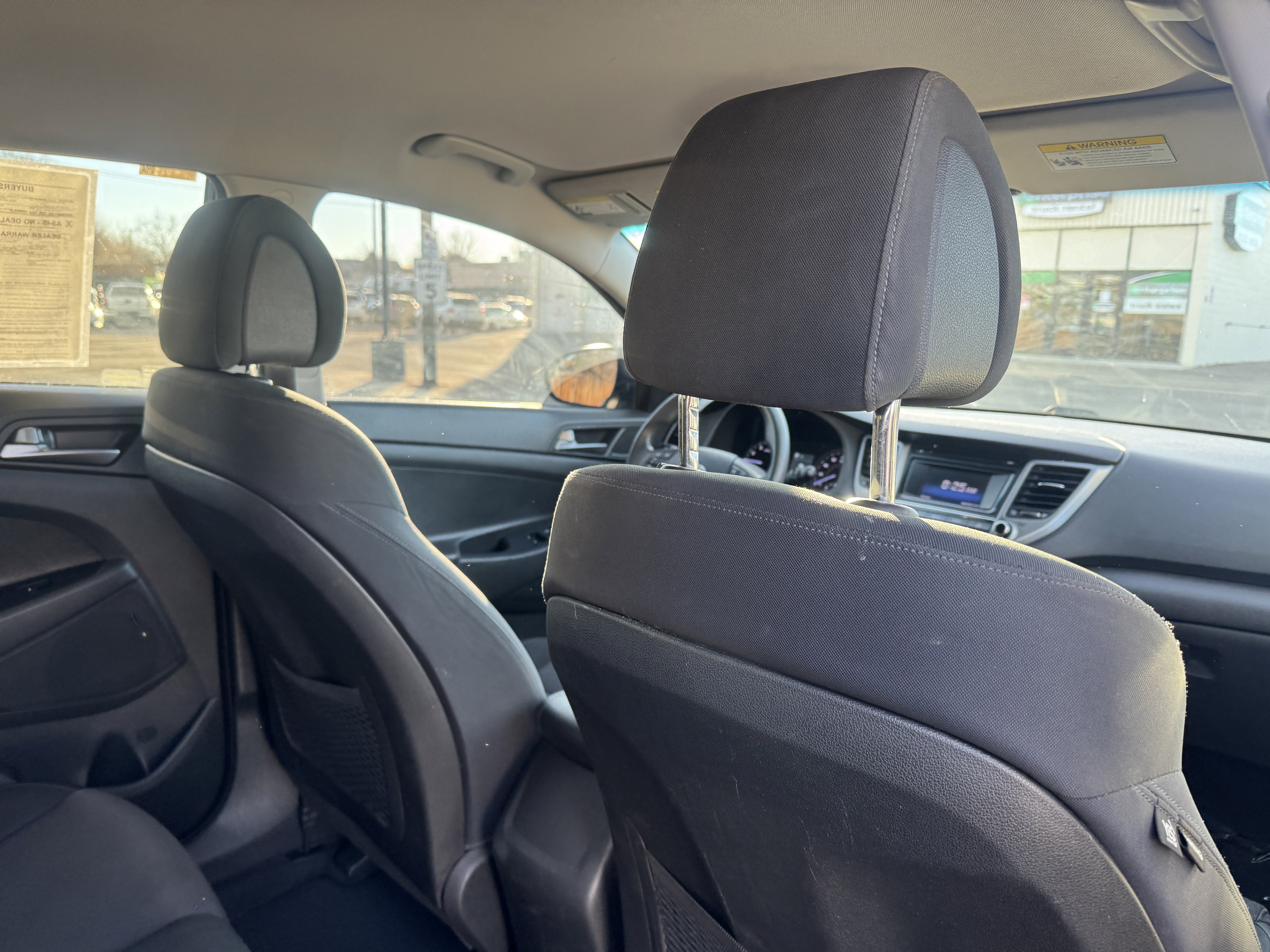 Used 2017 Hyundai Tucson SE image 17