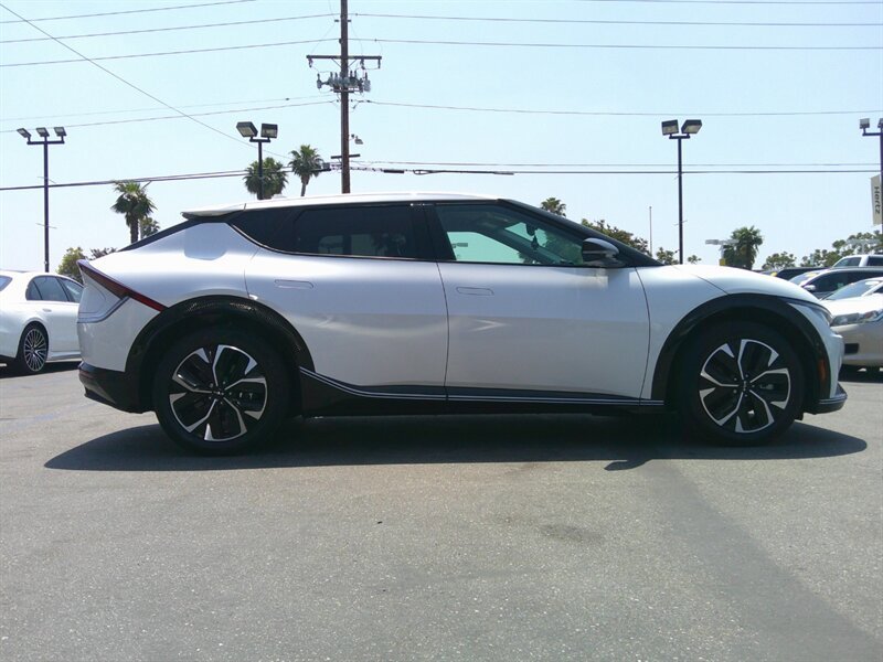 Used 2022 Kia EV6 Wind RWD image 7