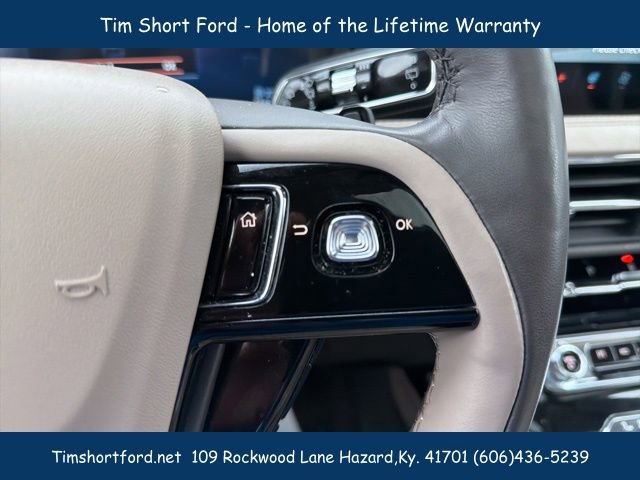 Used 2023 Lincoln Corsair Grand Touring w/ Equipment Group 301A image 18