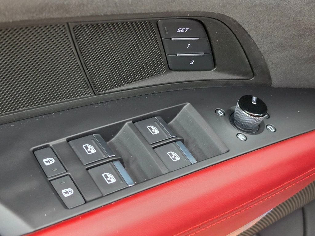 Used 2024 Audi e-tron GT Prestige AWD/4WD image 17