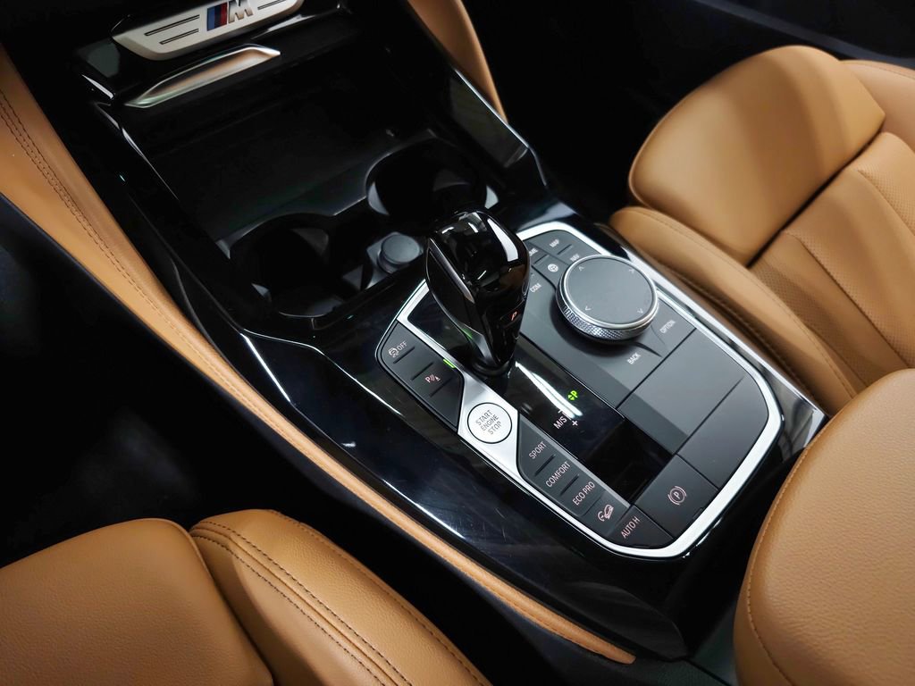 Used 2025 BMW X4 M40i w/ Shadowloine Package AWD/4WD image 32