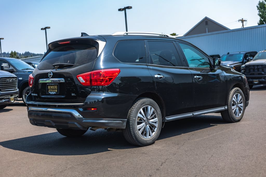 Used 2019 Nissan Pathfinder SL FWD image 7