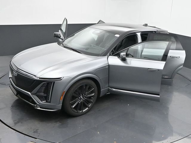 New 2026 Cadillac Lyriq V image 53