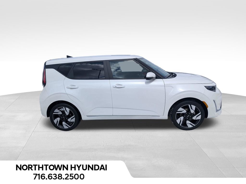 Used 2023 Kia Soul GT-Line image 14