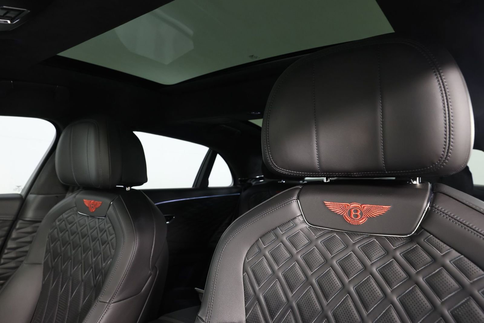 Certified 2023 Bentley Flying Spur S V8 AWD/4WD image 25