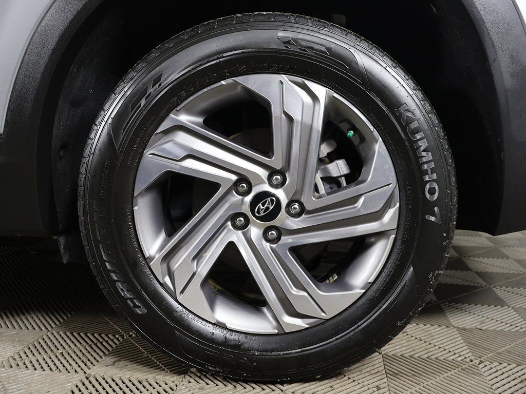 Used 2023 Hyundai Santa Fe SEL image 19