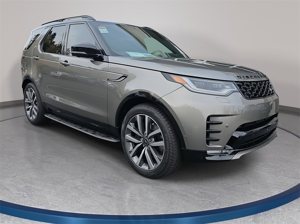 New 2025 Land Rover Discovery Dynamic SE image 3