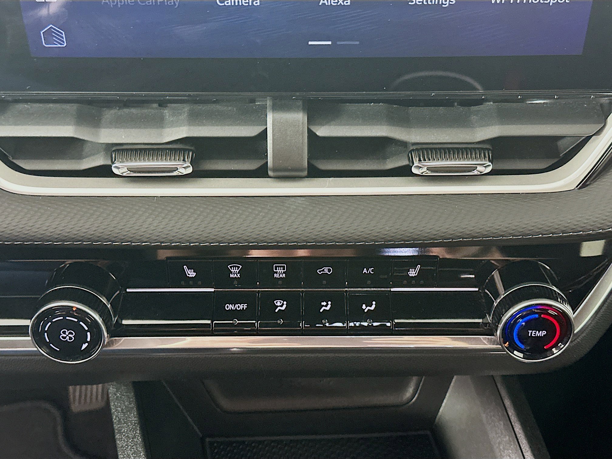 Used 2025 Chevrolet Equinox LT image 24